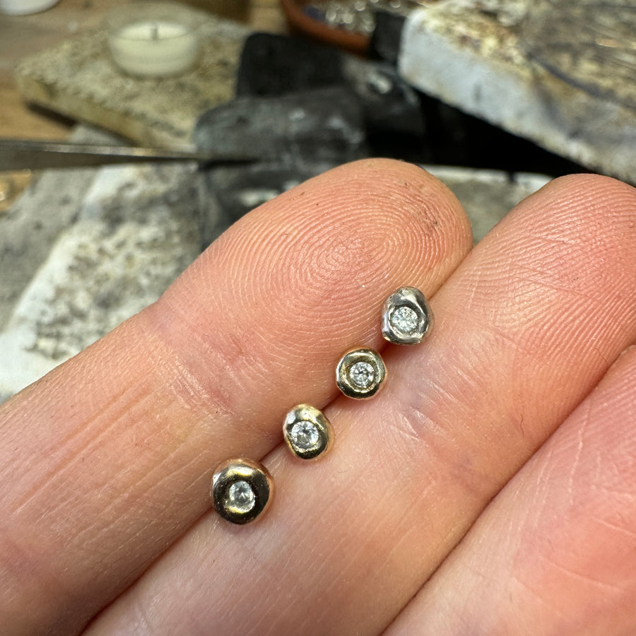 Single Molten Diamond Studs in Yellow or White Gold