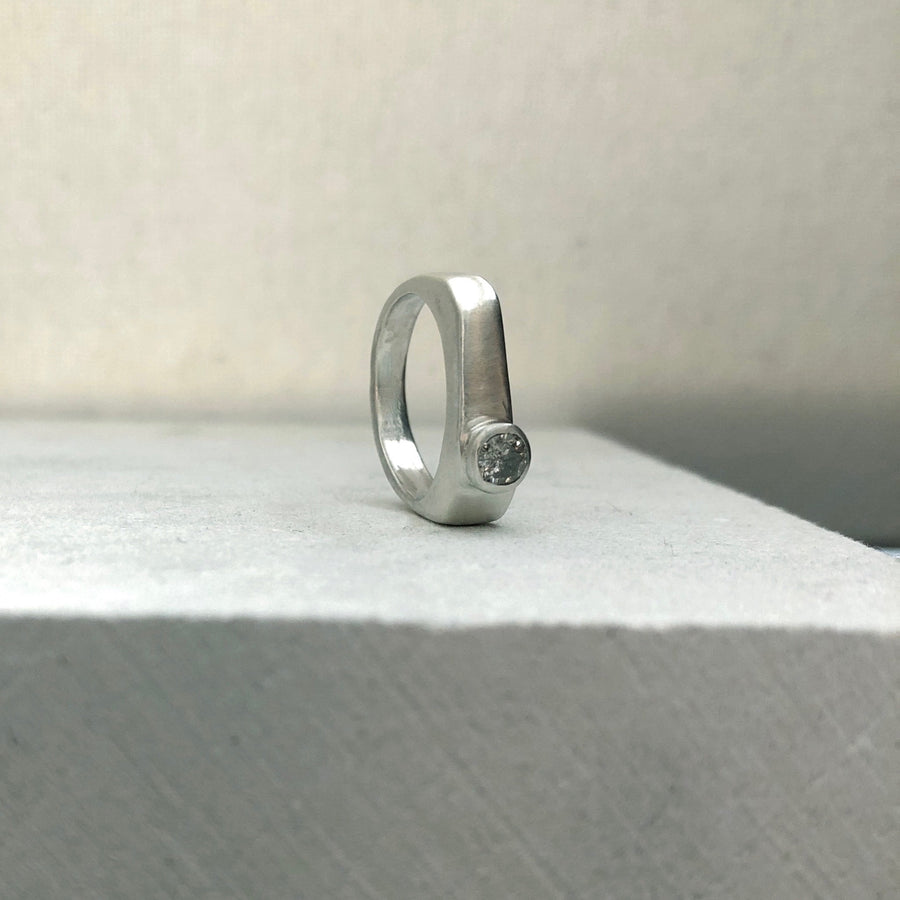 Signet Ring in Silver with Grey Diamond
