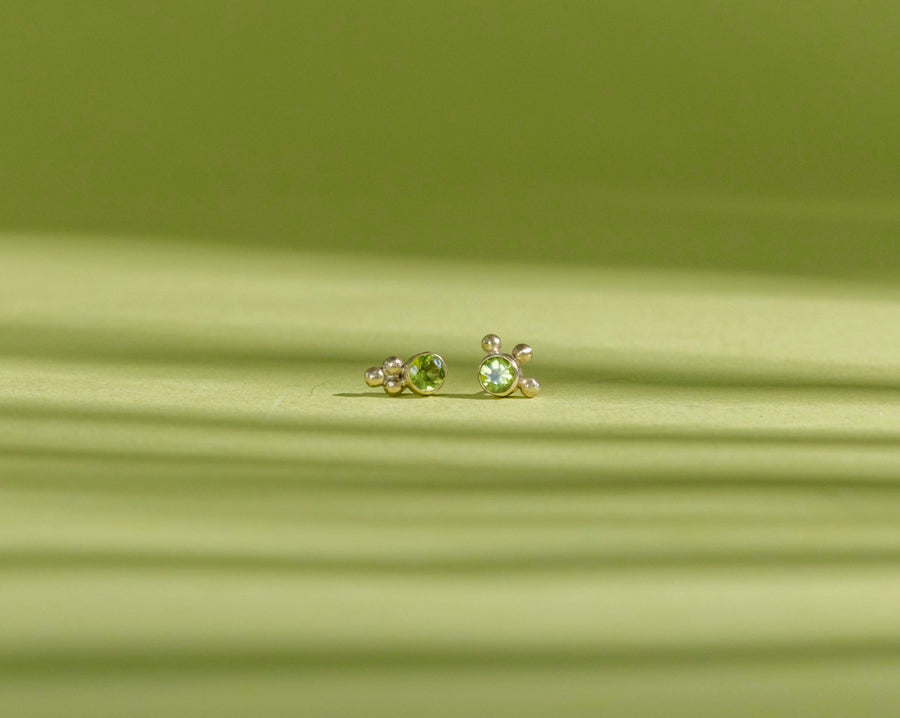 Peridot Scatter Stud Earrings in Gold