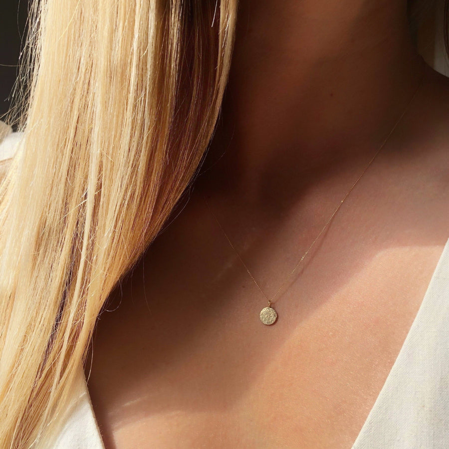 Repeat Sun Disc Necklace in Gold