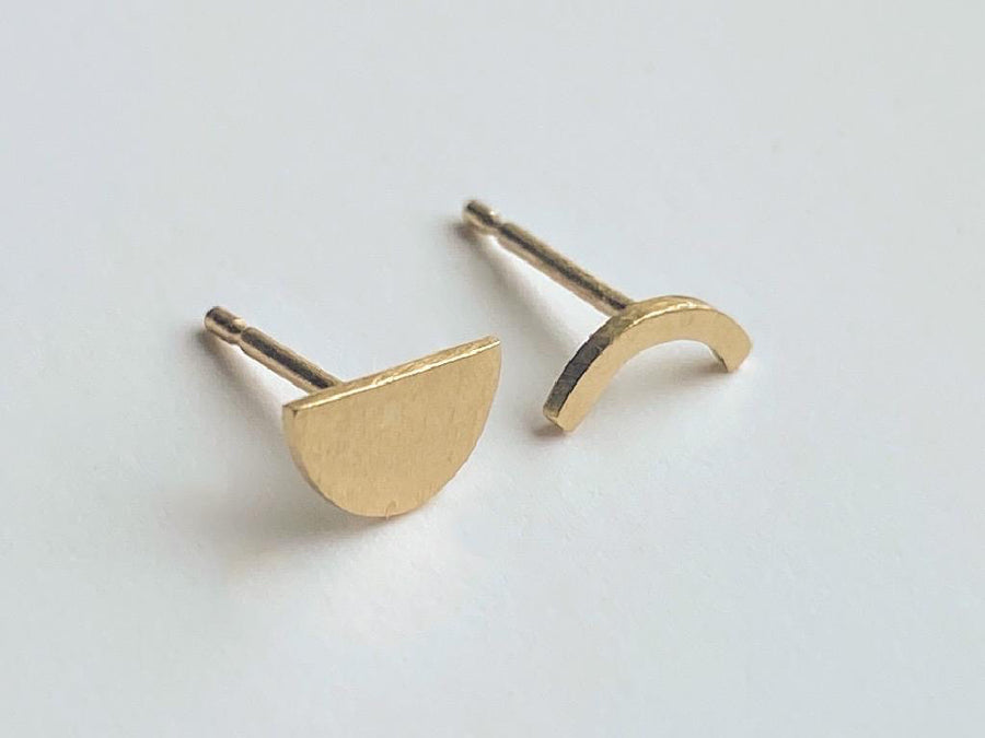 Mismatched Moon Studs in Gold