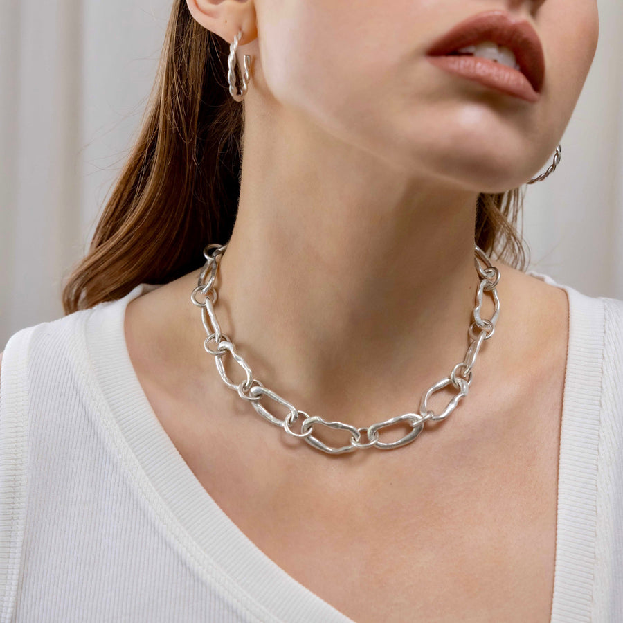 Dahlia Necklace in Silver